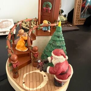 House of Lloyd "Twas the Night Before Christmas" Animated Musical Box